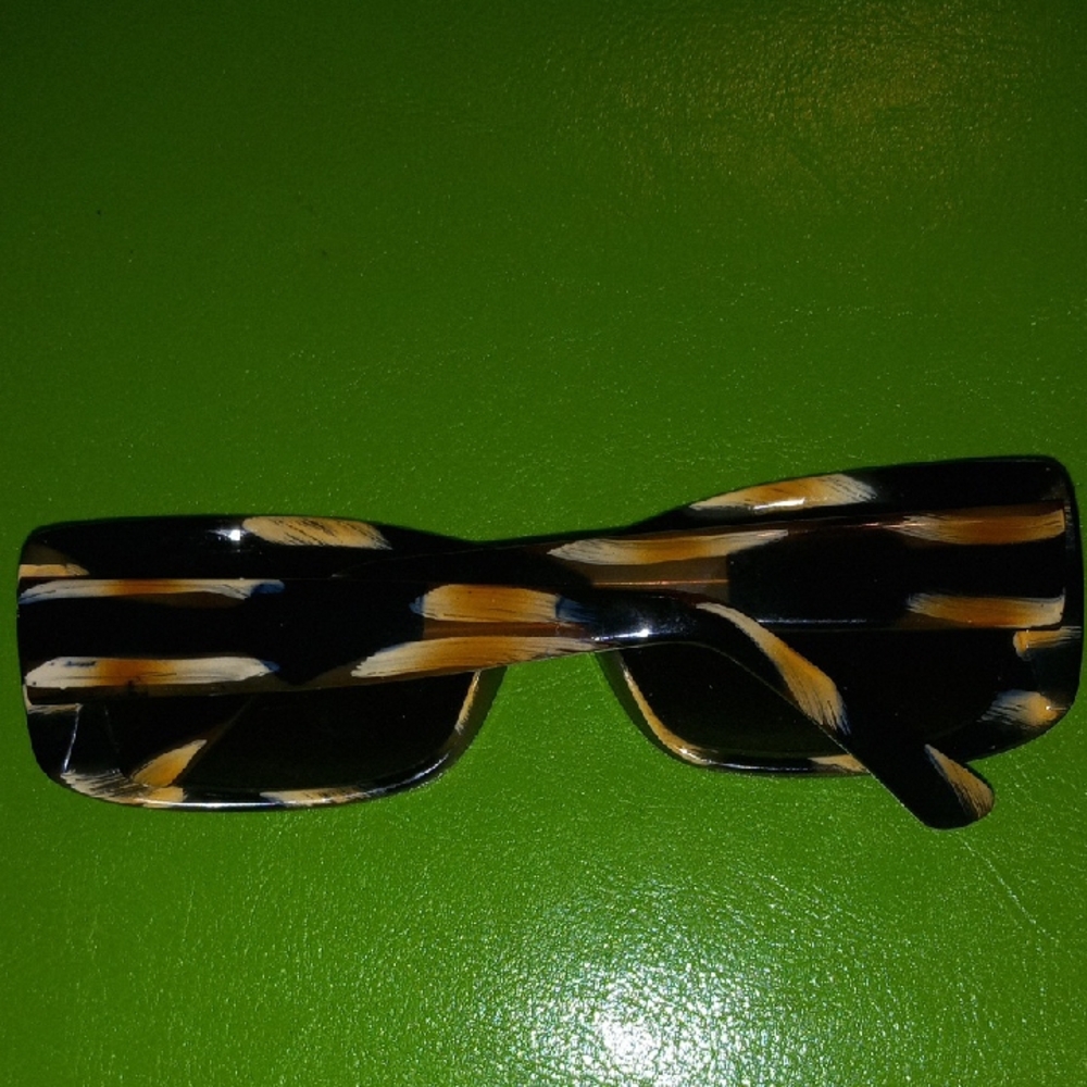 Stylish Black and Brown Women's Sunglasses
